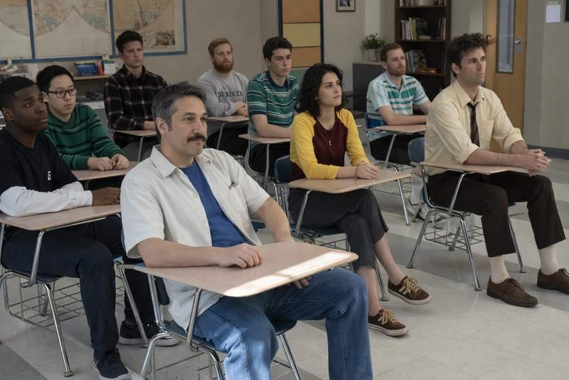 Trailer for Hulu Comedy Never Change! Confirms Millennials Are Old Now